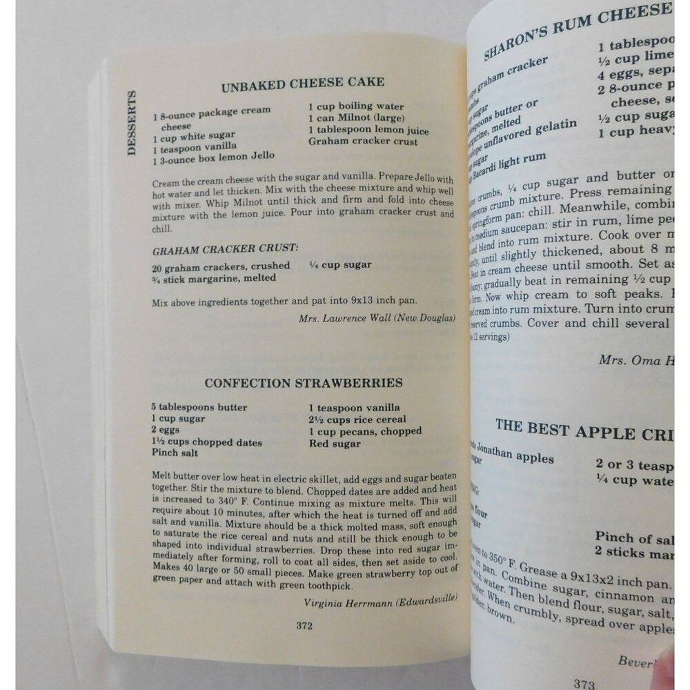 Cookbook 25 Years Women of Farm Bureau 2002 Country Cooking Illinois Trade PB - Picture 10 of 10